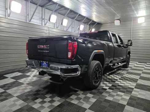 Used 2022 GMC Sierra 2500 Pro w/ Convenience Package image 5