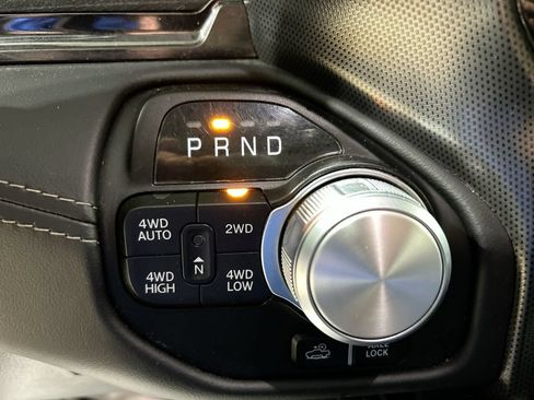 Used 2023 RAM 1500 Limited AWD/4WD image 16