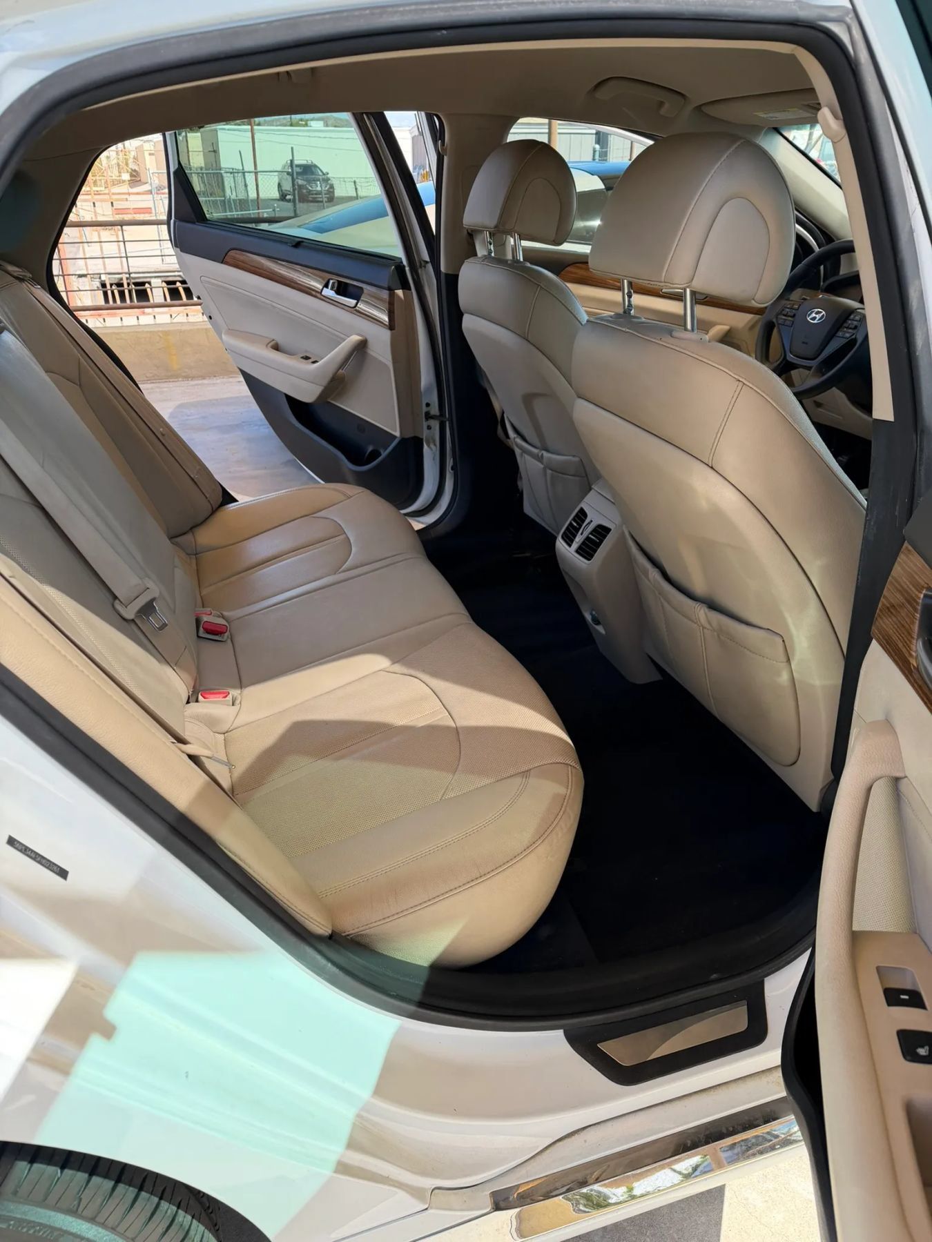 Used 2015 Hyundai Sonata Limited FWD image 11