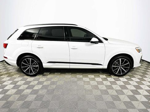 Certified 2025 Audi Q7 2.0T Premium Plus w/ Premium Plus Package image 8