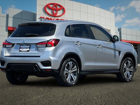 Used 2021 Mitsubishi Outlander Sport SE AWD/4WD image 3