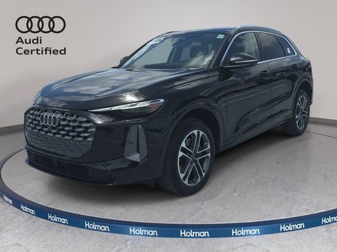Certified 2025 Audi Q5 Premium w/ Convenience Package AWD/4WD image 1