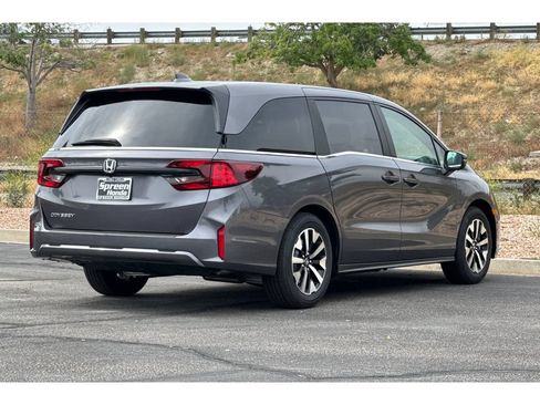 Used 2026 Honda Odyssey EX-L image 40