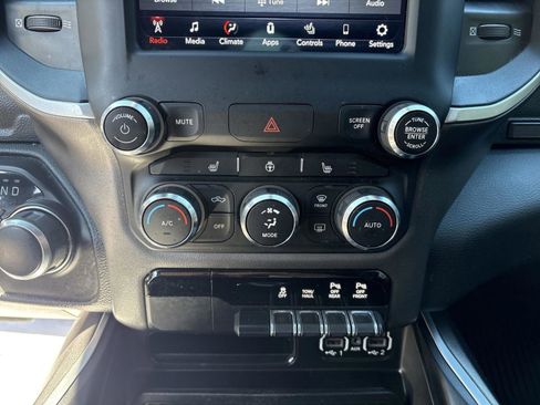 Used 2021 RAM 1500 Big Horn image 31