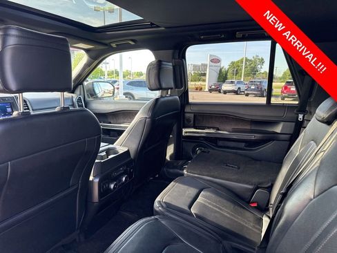 Used 2020 Ford Expedition Max Limited image 8