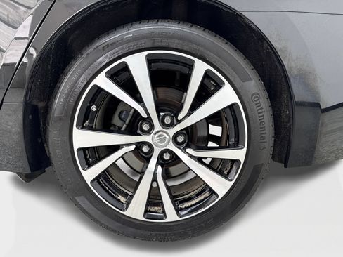Used 2018 Nissan Maxima 3.5 SV FWD image 36