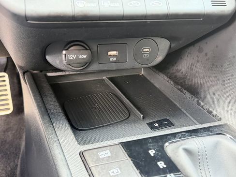 Used 2025 Hyundai Elantra Sport FWD image 24