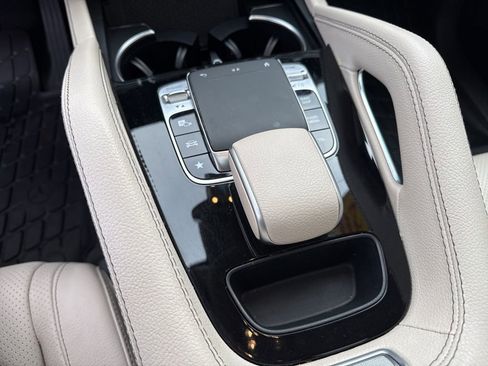 Used 2020 Mercedes-Benz GLE 350 4MATIC image 28