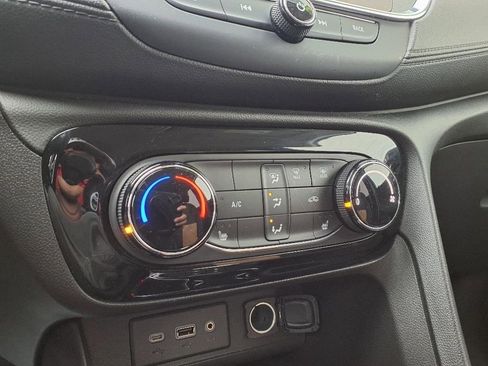 Certified 2023 Buick Encore GX Preferred w/ Cold Weather Comfort Package image 20