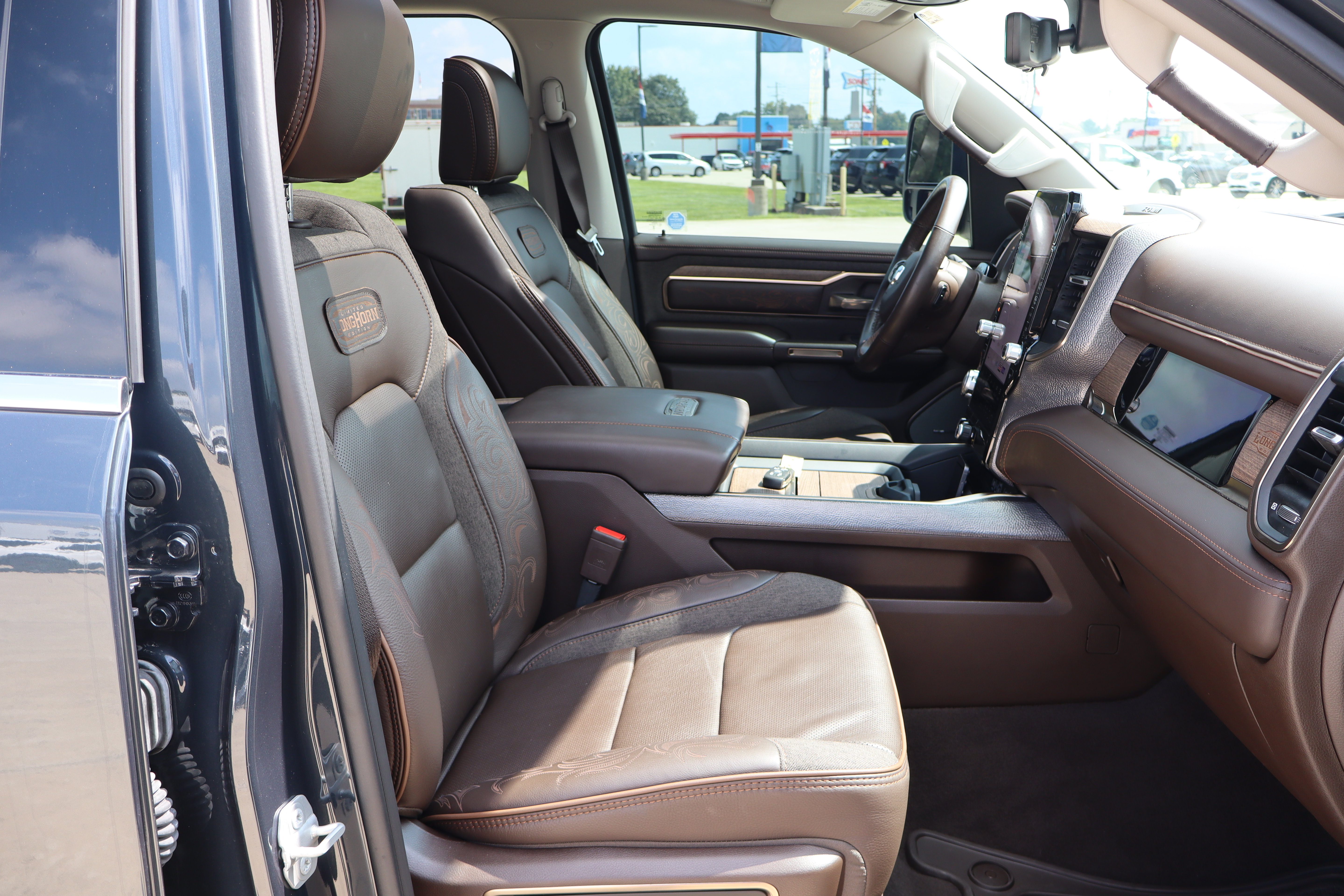 Used 2026 RAM 1500 Limited w/ Trailer Tow Group AWD/4WD image 13