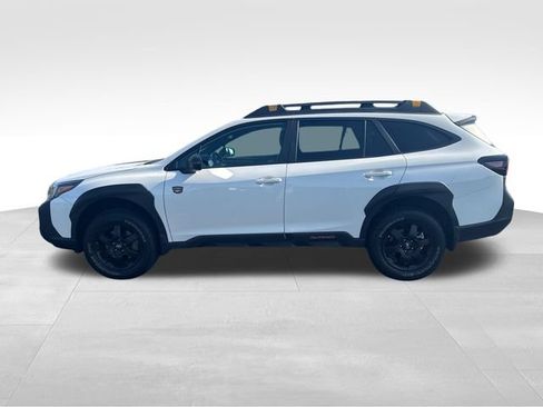 Used 2025 Subaru Outback Wilderness AWD/4WD image 2