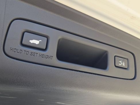 Used 2025 Acura ADX AWD image 20