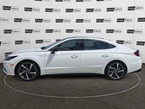 Used 2023 Hyundai Sonata SEL Plus FWD image 3