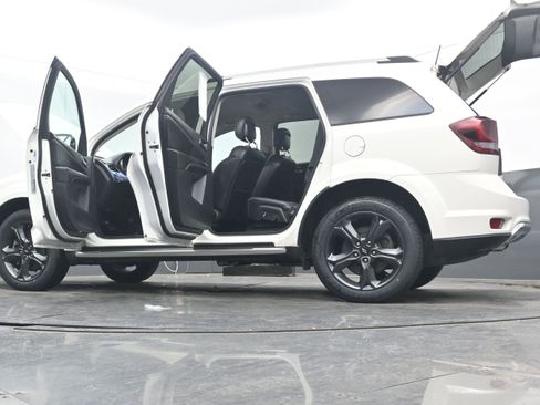 Used 2018 Dodge Journey Crossroad image 41
