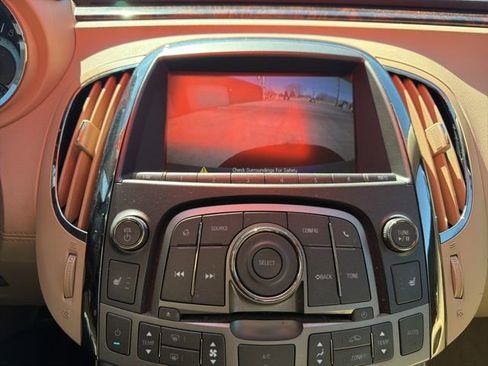 Used 2013 Buick LaCrosse Leather image 37