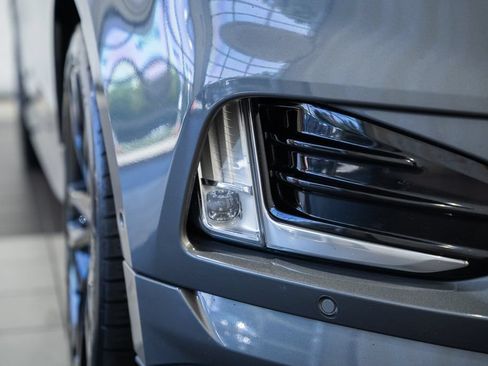 Used 2021 Ford Edge ST AWD/4WD image 13