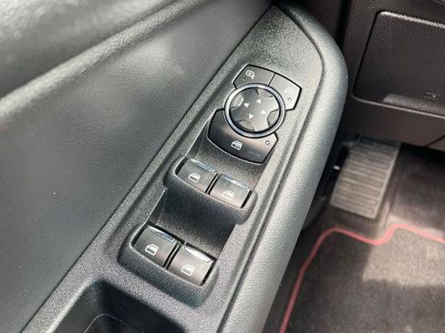 Certified 2024 Ford Edge ST-Line AWD/4WD image 25
