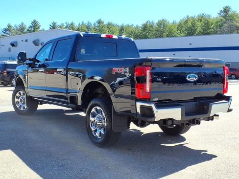Certified 2025 Ford F350 Lariat w/ Lariat Ultimate Package AWD/4WD image 6