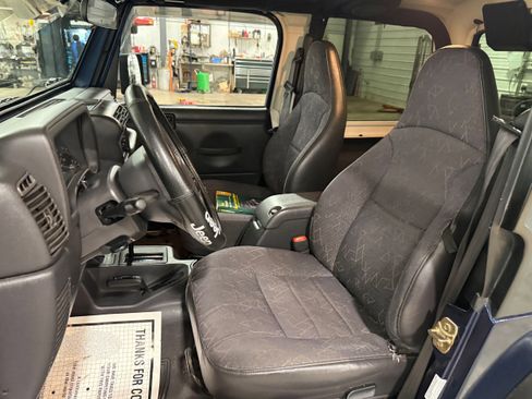 Used 2001 Jeep Wrangler Sport image 37