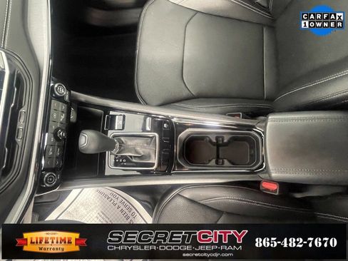 Used 2024 Jeep Compass Limited w/ High Altitude Package image 18