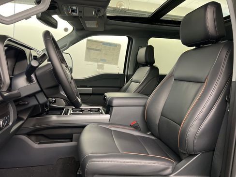 New 2026 Ford F250 Lariat w/ Tremor Off-Road Package image 29