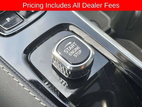 Used 2025 Volvo XC90 T8 Ultra w/ Protection Package Premier AWD/4WD image 33