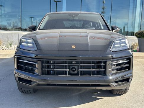 New 2026 Porsche Cayenne Coupe image 10