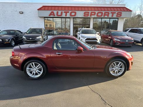 Used 2009 MAZDA MX-5 Miata Sport image 4