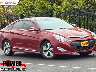 Used 2012 Hyundai Sonata Hybrid w/ Ultimate Pkg