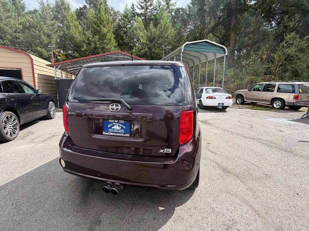 Used 2009 Scion xB FWD image 19