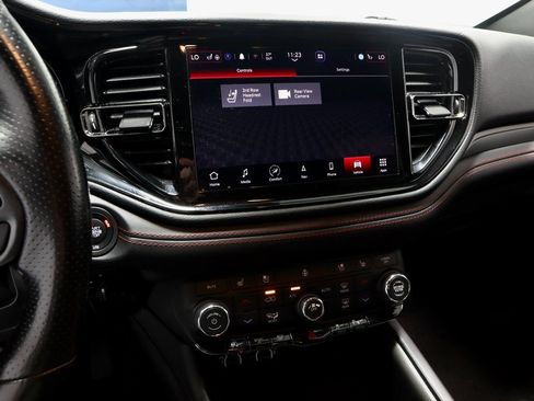 Used 2023 Dodge Durango GT image 36