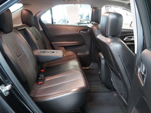 Used 2017 Chevrolet Equinox Premier w/ Enhanced Convenience Package AWD/4WD image 34