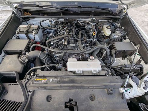 Used 2025 Toyota 4Runner SR5 image 37