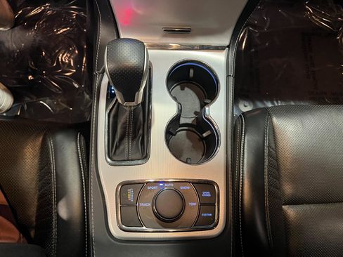 Used 2018 Jeep Grand Cherokee Trackhawk image 19