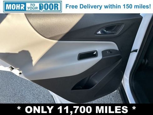Used 2024 Chevrolet Equinox LS image 27