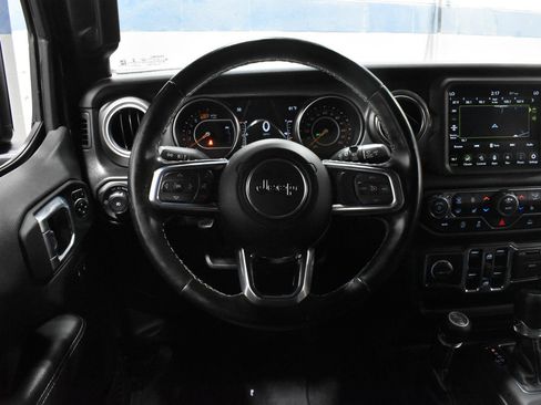 Used 2023 Jeep Wrangler Unlimited Sahara w/ LED Lighting Group AWD/4WD image 8