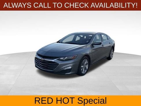 Used 2024 Chevrolet Malibu LT FWD image 3