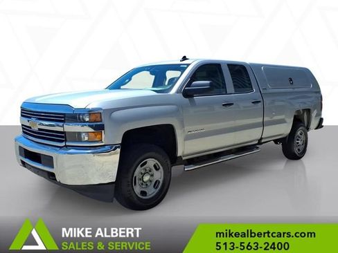 Used 2017 Chevrolet Silverado 2500 W/T AWD/4WD image 3