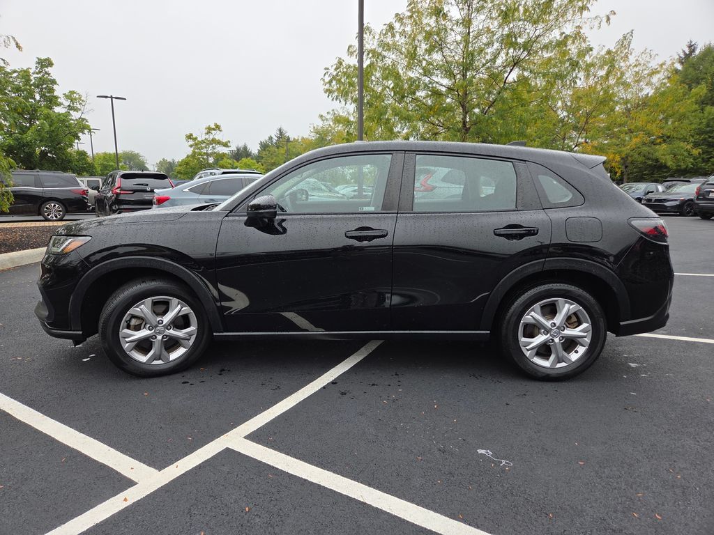 Certified 2023 Honda HR-V LX image 18