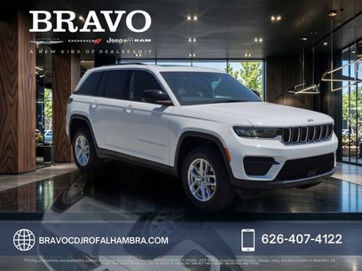 New 2026 Jeep Grand Cherokee Laredo