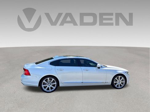 Used 2018 Volvo S90 T6 Inscription w/ Convenience Package AWD/4WD image 28