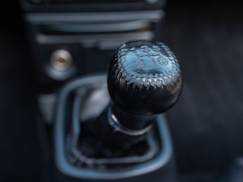Used 2001 Toyota MR2 Spyder image 37