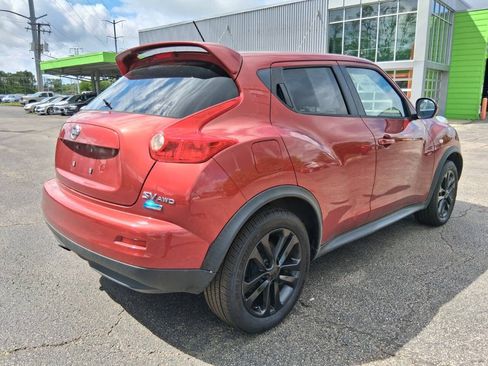 Used 2014 Nissan Juke SV AWD/4WD image 6