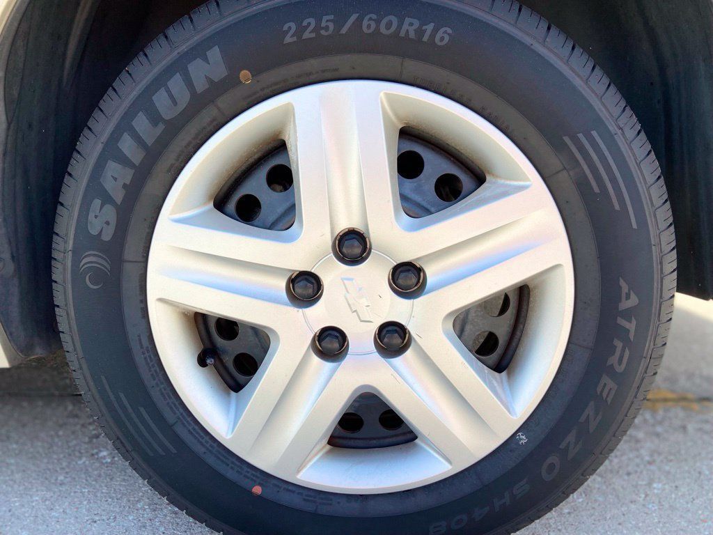 Used 2009 Chevrolet Impala LS FWD image 10