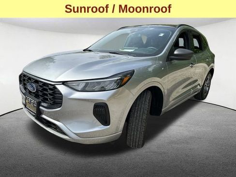Used 2024 Ford Escape ST-Line w/ Tech Pack #1 AWD/4WD image 6