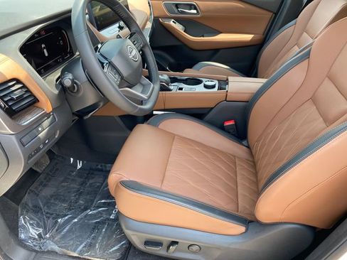 New 2026 Nissan Rogue Platinum AWD/4WD image 10