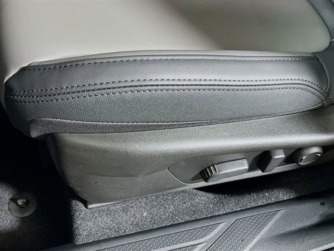 New 2026 Subaru Outback Premium image 15