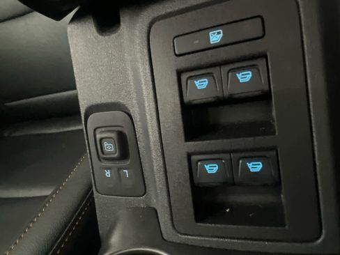 Used 2021 Ford Bronco Badlands image 16