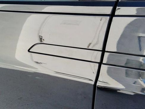 Used 2024 Tesla Model X Plaid image 8