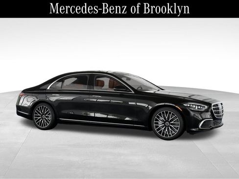 Used 2026 Mercedes-Benz S 500 4MATIC image 13